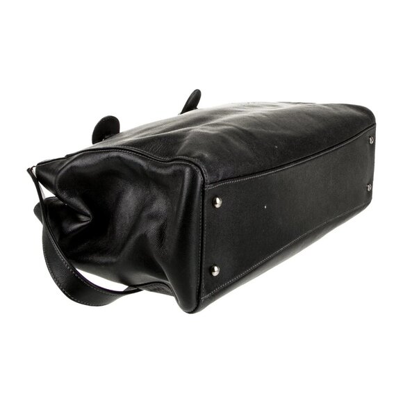 CHANEL - Medium Executive Cerf Tote w/ Strap - Picture 4 of 6